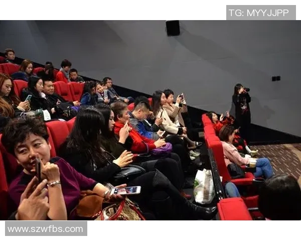 深圳街舞队的进攻策略与风格解析引领街舞热潮的背后故事